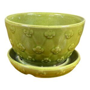 Shawnee Pottery Planter‎